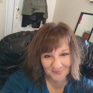 Meet your Posher, Monica